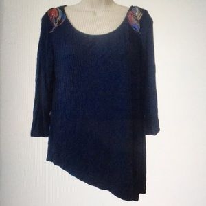 ASYMETRICAL HEM BLOUSE A COMMON THREAD NAVY